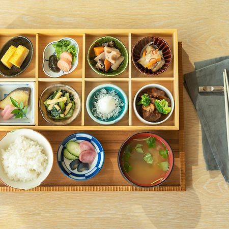 Mitsui Garden Hotel Roppongi Tokyo Premier Eksteriør billede A shōkadō bentō