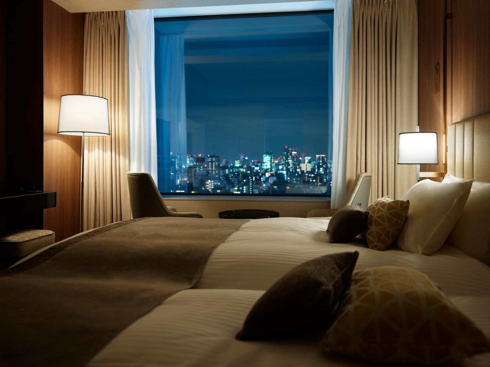 Mitsui Garden Hotel Roppongi Tokyo Premier Eksteriør billede A bedroom at the Mandarin Oriental, Tokyo