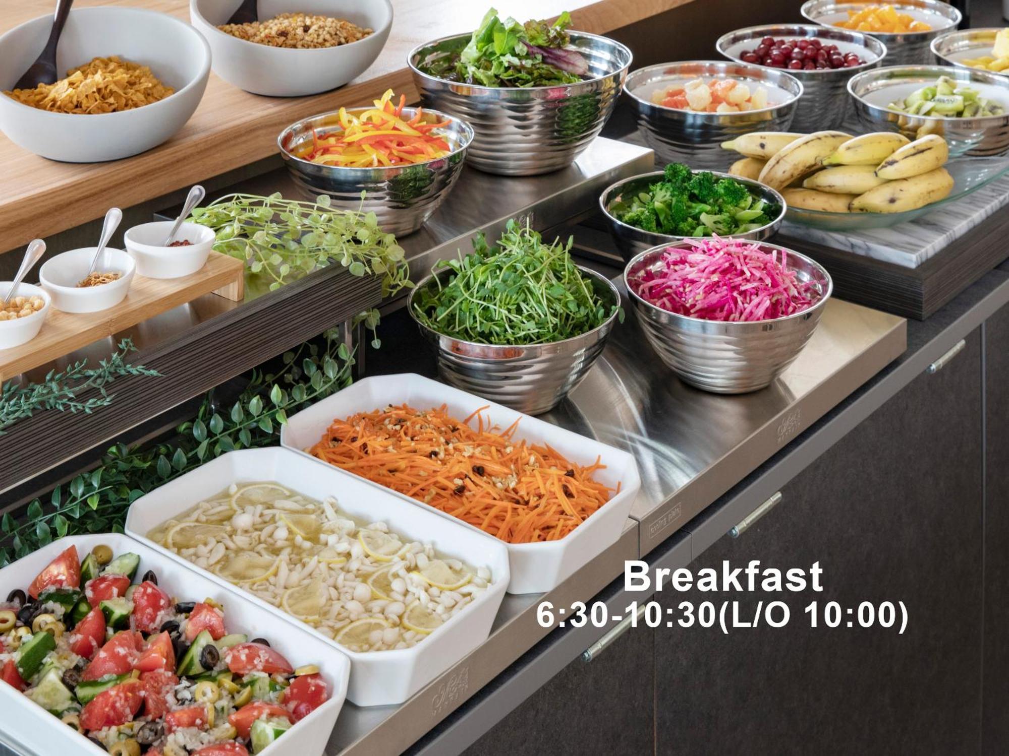 Mitsui Garden Hotel Roppongi Tokyo Premier Eksteriør billede A salad bar
